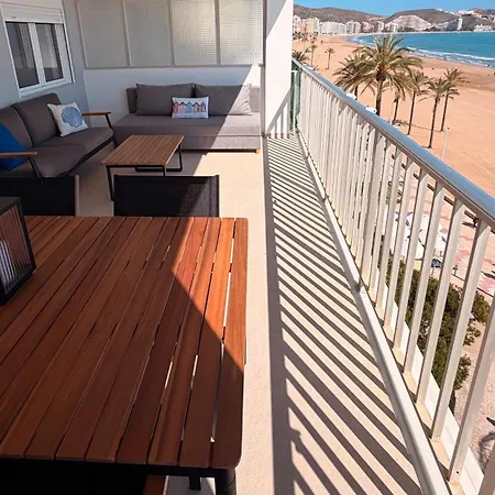 La Palmera - Primera Linea Frontal En Playa San Antonio 아파트 쿠엘라